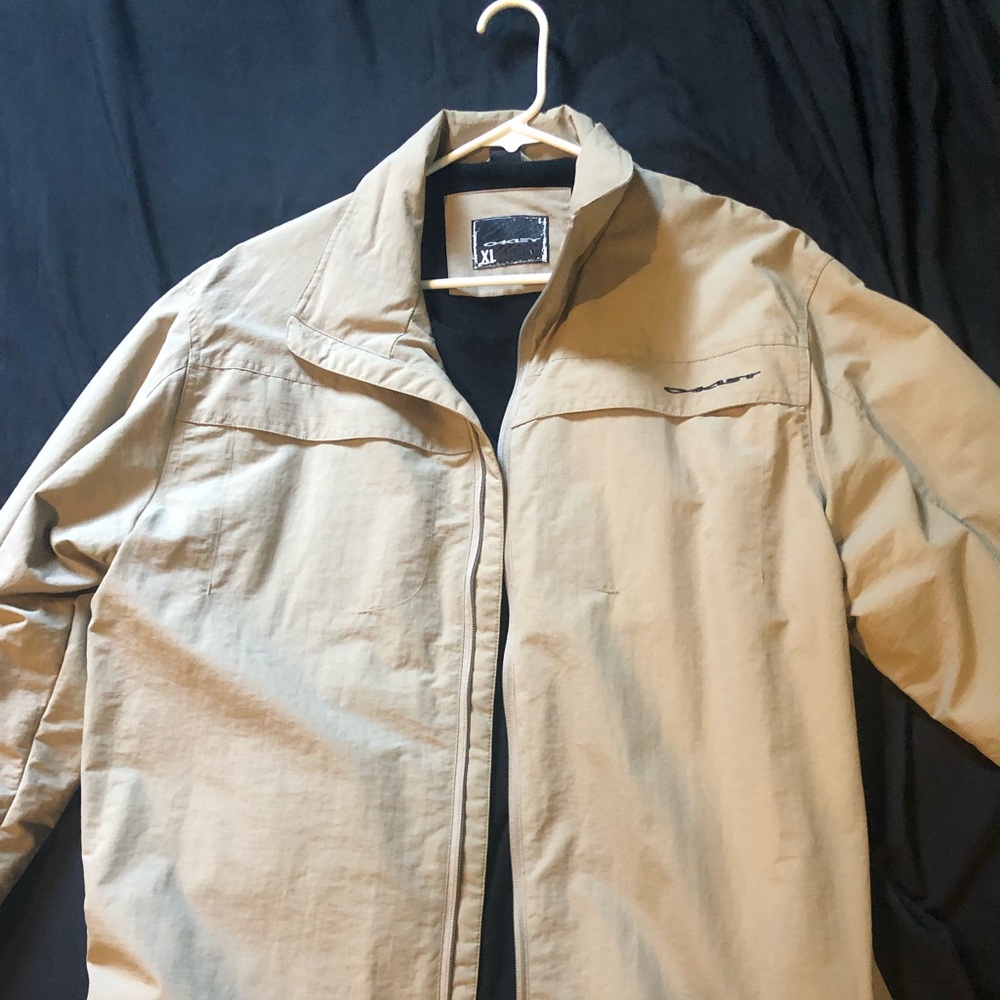 Oakley Light Jacket